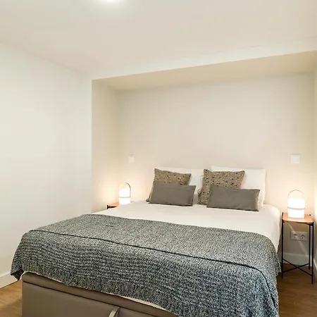 Apartment Camoes Lisbon